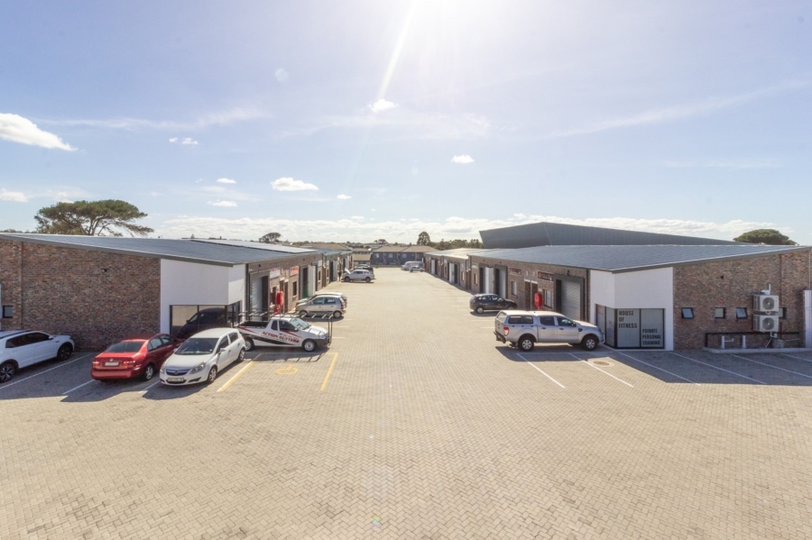 To Let commercial Property for Rent in Fairview Eastern Cape